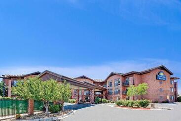 فندق Days Inn & Suites By Wyndham Page Lake Powell