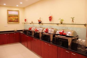 هتل Hanting Express Yancheng Binhai Xinding Square