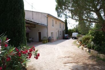 פנסיון Mas Tolosan