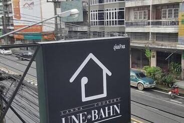 ペンション Unebahn Lanna