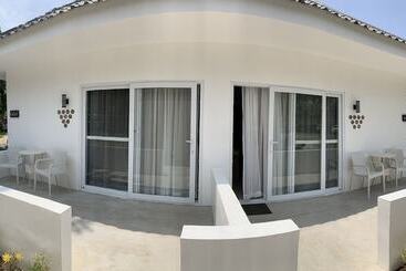 酒店 Cebu R Resort Tabuelan