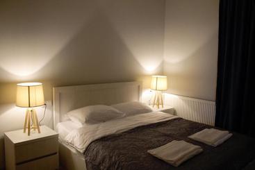 Hotel White Mountains • თეთრი მთები