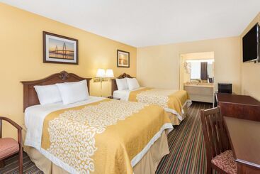 فندق Days Inn By Wyndham Mt Pleasantcharlestonpatriots Point