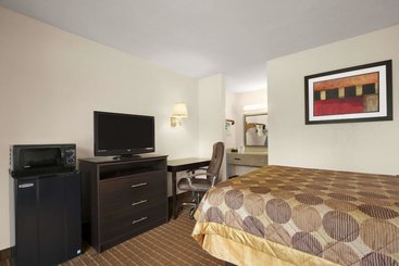 هتل Days Inn By Wyndham Port Royal/near Parris Island