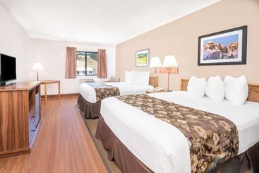 هتل Days Inn By Wyndham Spearfish