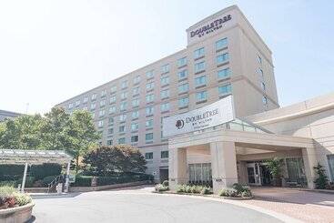 בית מלון כפרי Doubletree By Hilton Charlotte Uptown