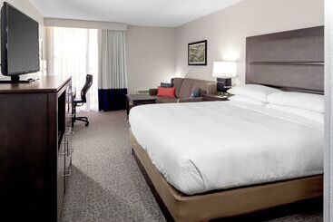 فندق Doubletree By Hilton Palm Beach Gardens