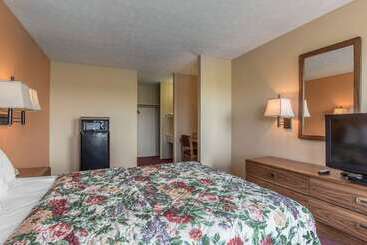 فندق Rodeway Inn Jackson