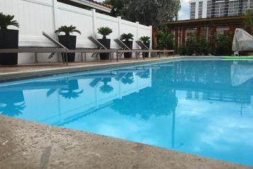 游客公寓 Wave Beach Vacation Rentals