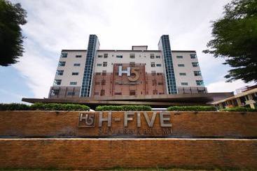 هتل Hfive Suvarnabhumi
