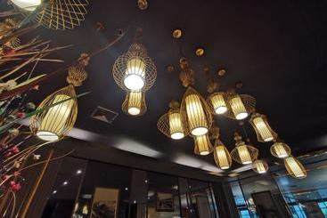 هتل Hfive Suvarnabhumi