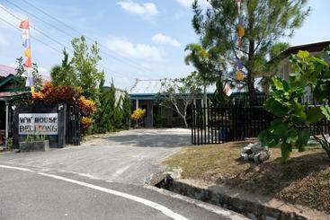 هتل Oyo 1151 Ww House