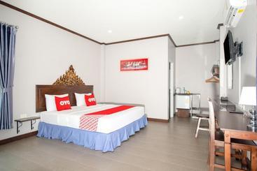 ホテル B Banana Resort