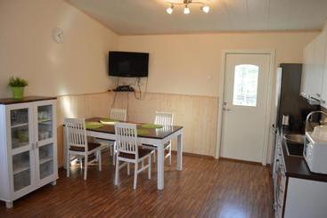 Ekokatti Cottages