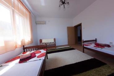 Hostel  Sema