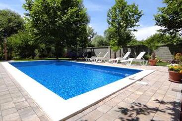 پانسیون Apartman Natura Vita Blagaj