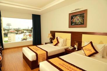 Pleiku & Em Hotel By Gia Lai Tourist