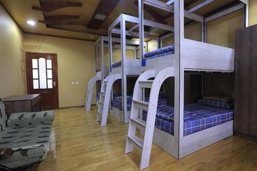 Yellow Hostel Dushanbe