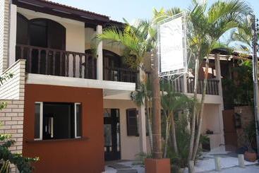 فندق فئة نجمة واحدة Pousada Das Gaivotas