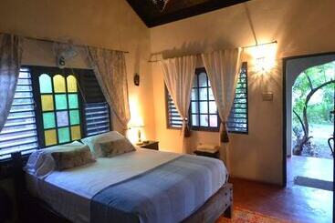 酒店 Katamah Guesthouse