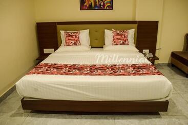 فندق S R Plaza At Delhi Airport