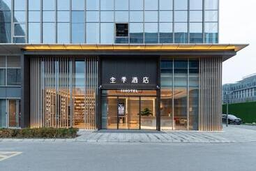 Atour Light Hotel Nanjing South Railway Station South Square