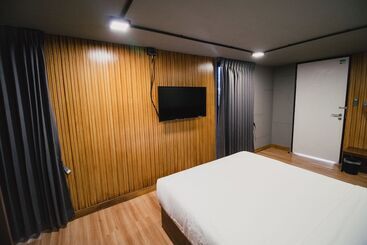 Отель Siam One Nine