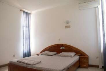 پانسیون Sara's Place