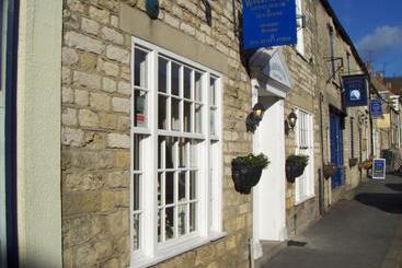 פנסיון Warrington Guest House