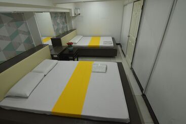 Cosmo Hotel   Padre Campa