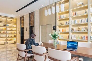 Atour Hotel Innovation Industrial Park Hefei