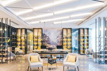 Atour Hotel South Station Hefei