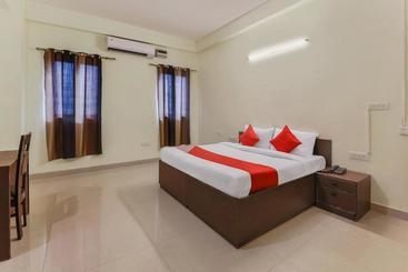 בית מלון כפרי Shakun Palace   Couple Friendly