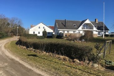 Breddamgård B&b