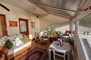 Cedar Grove Luxury B&b