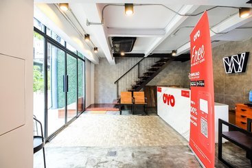 فندق J2n Hostel By Oyo Rooms