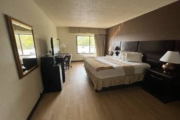 فندق A Victory Inn  West Dearborn