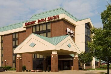 هتل Drury Inn & Suites Champaign