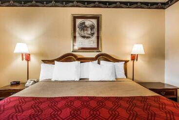 ホテル Econo Lodge Macon