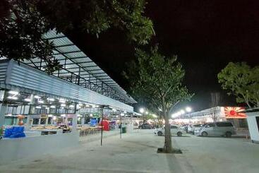 Пансион Happy Home Hostel Suvarnabhumi