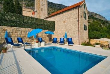 ツーリストアパートメント Villa Gorica