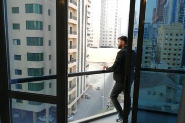 هتل Infinity Juffair Suites