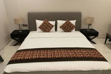 هتل Infinity Juffair Suites