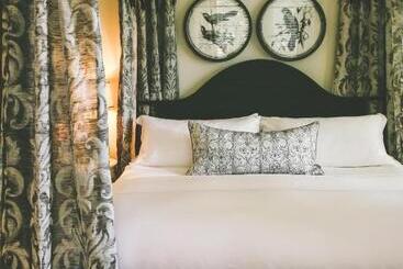 تختخواب و صبحانه The Pinner House
