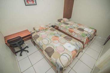 ペンション Hostal Resident