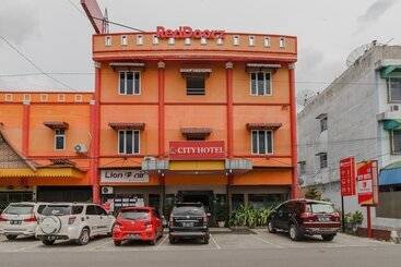 هتل Reddoorz @ Pematangsiantar
