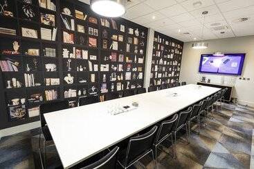 Village Hotel Basingstoke