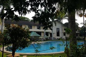 Phil Oasis  And Resorts