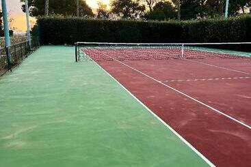 Nocleg ze śniadaniem Sa Suites