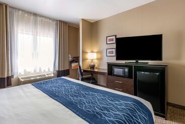 فندق Comfort Inn & Suites Waterloo  Cedar Falls